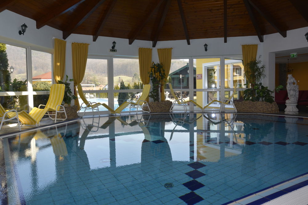 Schloessl Hotel Kindl (Adults Only) Bad Gleichenberg Ngoại thất bức ảnh
